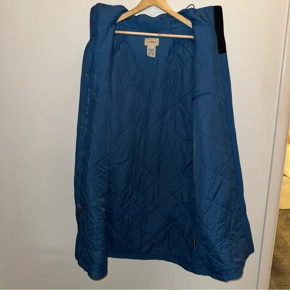 Vintage L.L. Bean Women's Winter Parka in Dark Blue Size Large - Picture 7 of 10